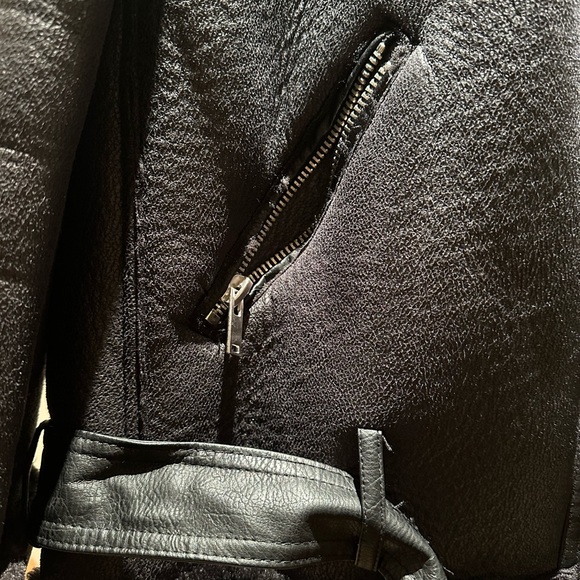 Zara Moto jacket - women’s XL no longer available and great style. - Picture 3 of 7